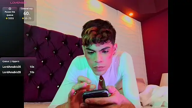Nicolass_23 – Live XXX-chat