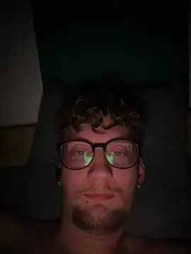 Stefan4513 Live XXX Chat