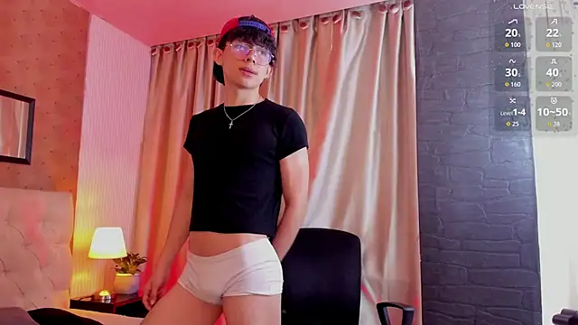 แชท XXX สดของ liam_twiink