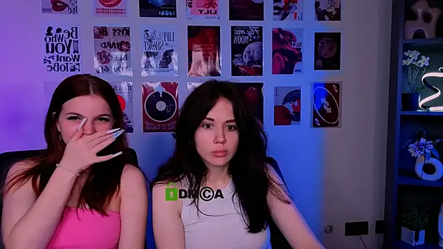 Show modela riley_sanders na web-kameri