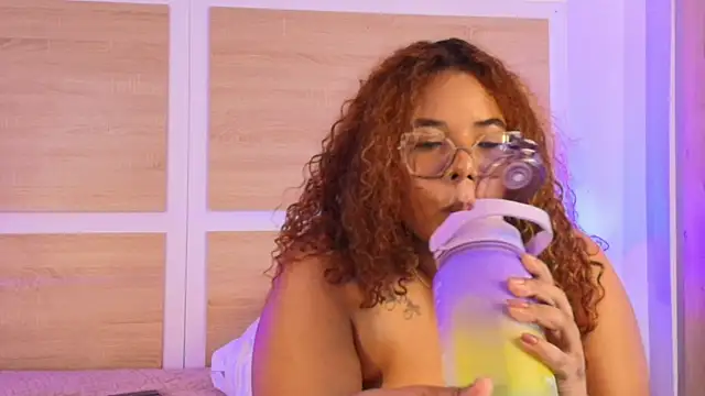 Your_big_ebony_goddness Live XXX-Chat