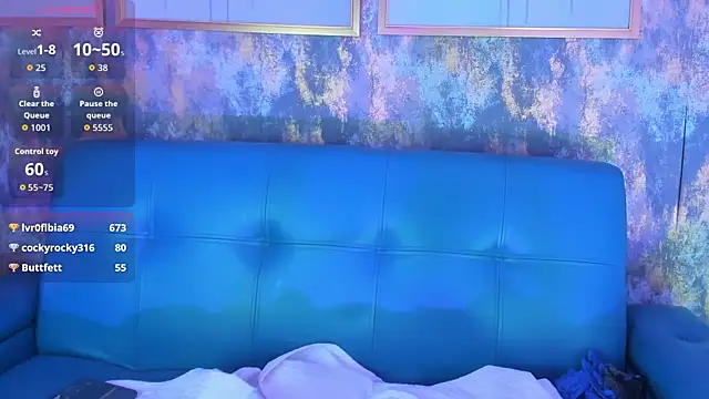 Živý XXX chat HollyBloom_