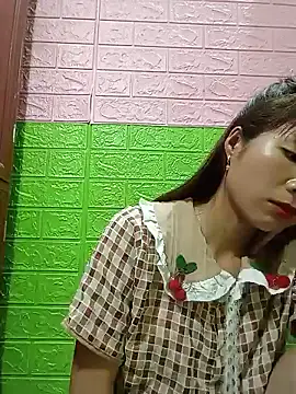 AmyLinee01 现场XXX聊天