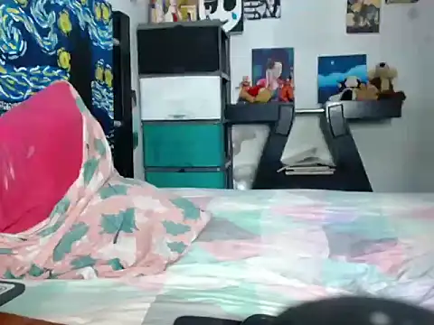 Tiff_-Styles Webcam-Show