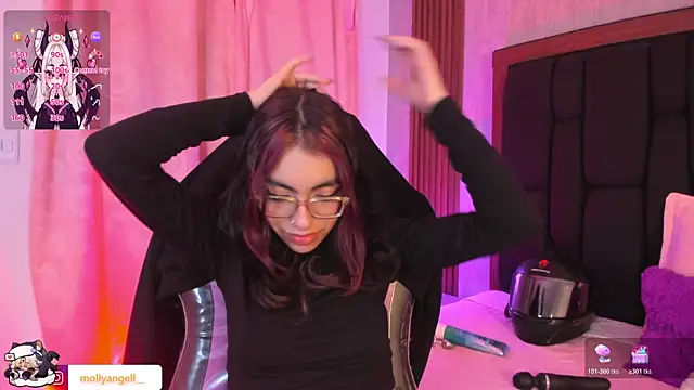 Molly_A Chat XXX live