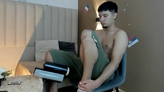 Noah_Smith01's Live XXX Chat