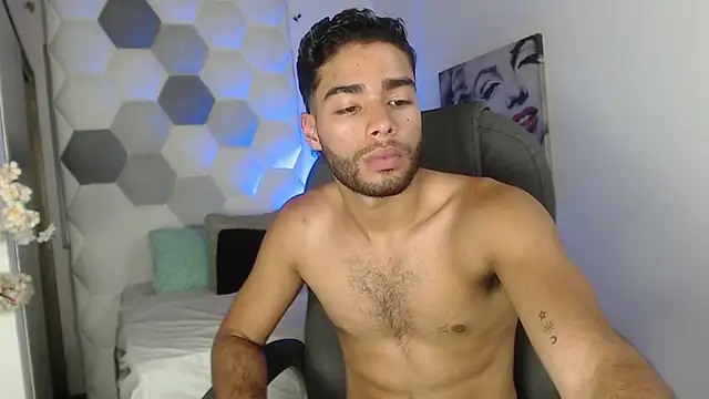 Chatroom XXX en direct de AlejandroGreco