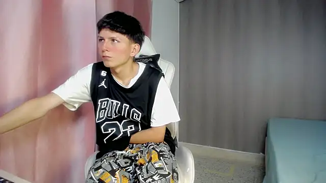 Hot_athletes_'s Live XXX Chat