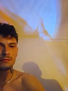 Kl_Paris13 Webcamshow