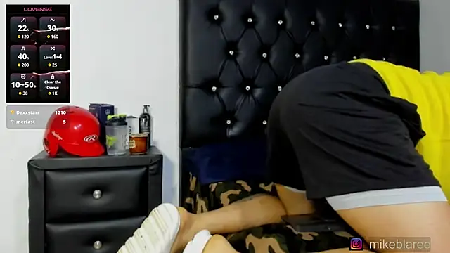 mikeblaree live XXX chat