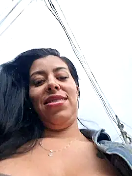 Chat XXX en directo de Luianna