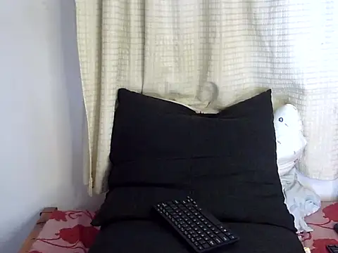 XXX chat uživo modela freakytara98