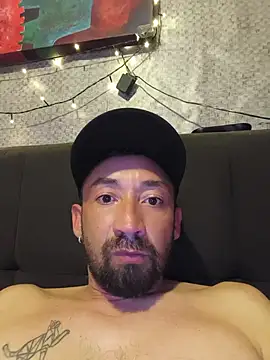 Tristan40@xh 라이브 XXX 채팅