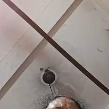 Riya45326 现场XXX聊天