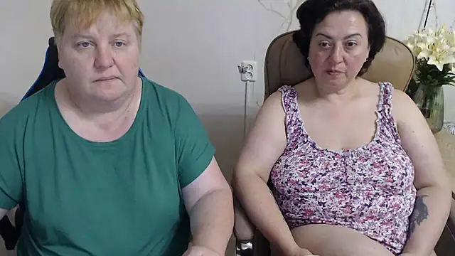 XXX chat uživo modela Lindy-Jeanie