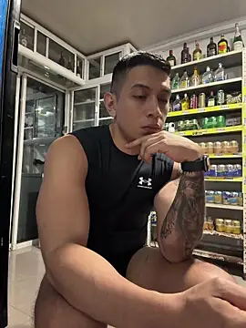 OliverWest04 webcam show