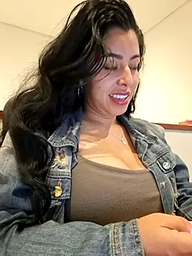 دردشة Luianna الجنسية المباشرة