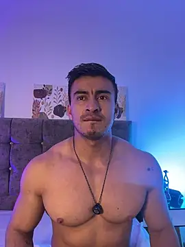 XXX chat uživo modela Chris_Clarck