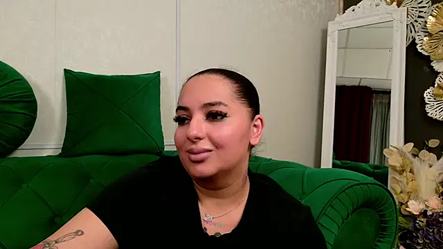 Czat XXX na żywo – BustyAllyy