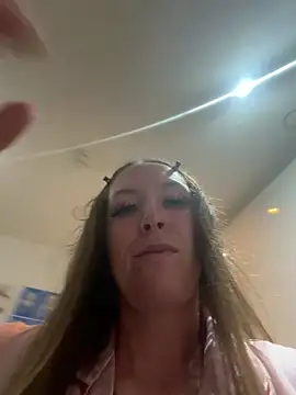 Chat XXX en directo de Coleyy_xx