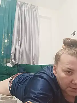 Chat XXX en directo de JuliaBestX