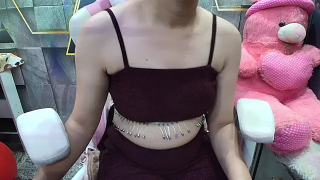 NymphoIsLive 即時 XXX 聊天