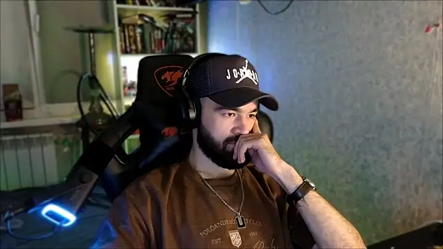 _Serious_Man Live XXX Chat