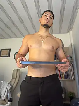 Chatroom XXX en direct de Dimitri_Colleman