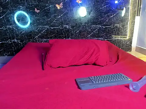 Adrian_Wolf Webcam Show