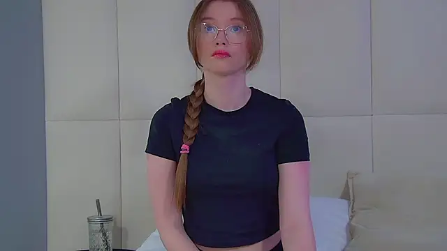 KeiraAsti's Live XXX Chat
