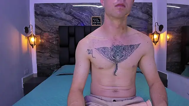 Clark_kush élő XXX-chatje