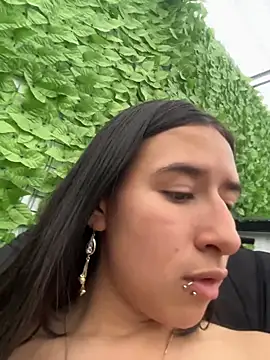 LilyRossi_ XXX чат на живо