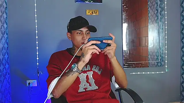 دردشة Liam_lee الجنسية المباشرة