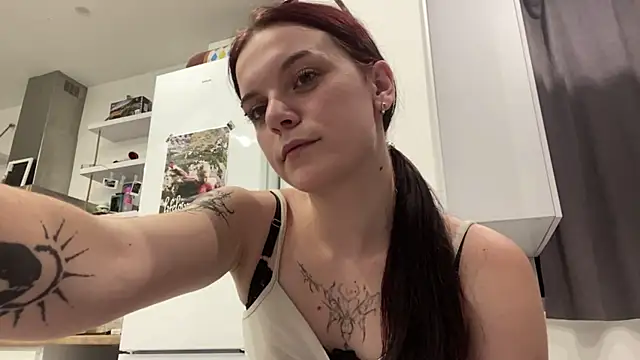 AudriaCriner's Live XXX Chat
