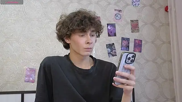 Chat +18 de Liam_Winss ao vivo