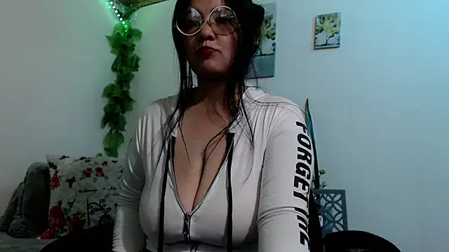 Chat XXX en directo de Donniia