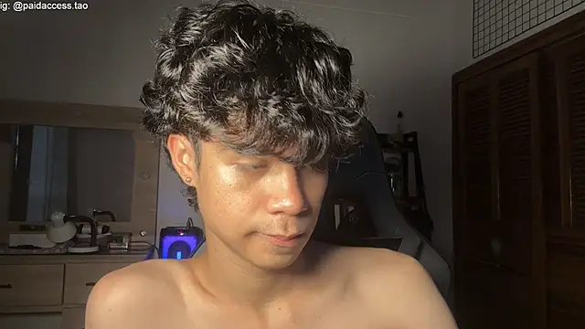 OopsAgain_ – Naživo XXX chat