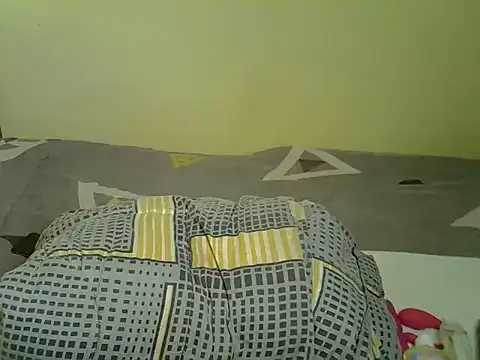 Pearl_petite 即時 XXX 聊天