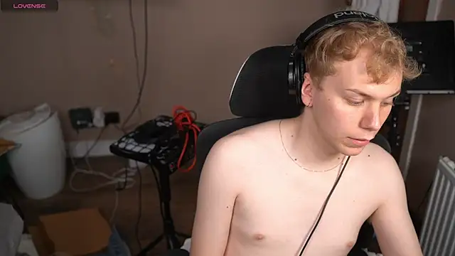 scottishtwink01 Adlı Modelin Web Kamerası Şovu