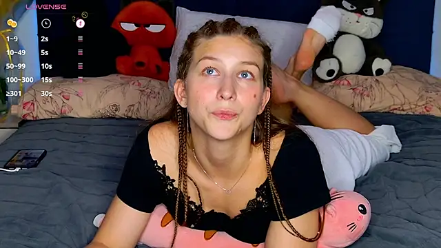MissEmilyMiller Adlı Modelin Canlı XXX Sohbeti