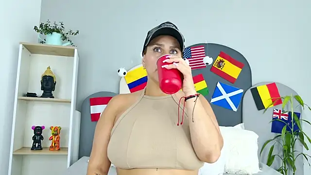 TaraCarson's Live XXX Chat
