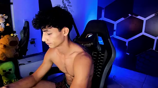 MaxiimoRomano_ Chat XXX in diretta