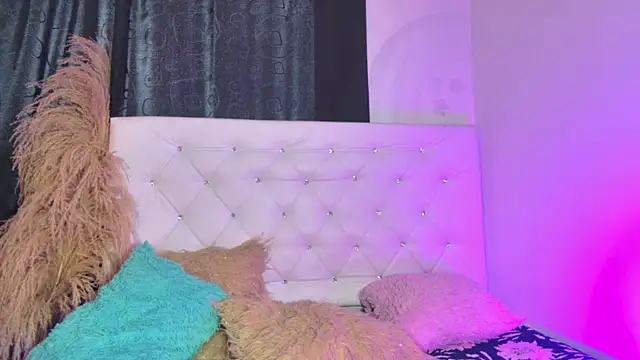 แชท XXX สดของ tatixxxvega