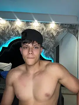 DilanMiller_ élő XXX-chatje