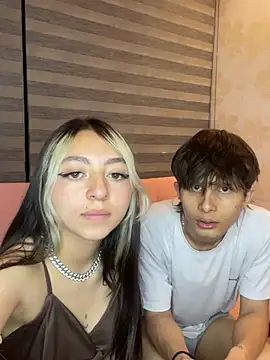 Destello_xxx élő XXX-chatje