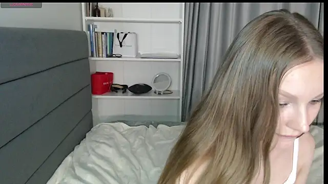 ChloeSmitt: απευθείας συνομιλία ΧΧΧ