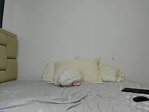 Scarletcute24 现场XXX聊天