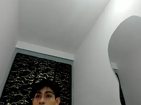TaylerCruz 现场XXX聊天