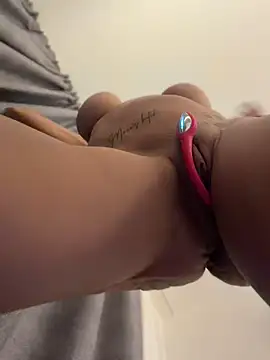 Yasmiinee 现场XXX聊天
