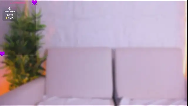 Ali_Hamilton – Naživo XXX chat